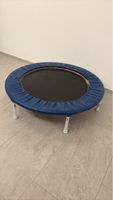 Trampolin rund blau weiss Zustand akzeptabel