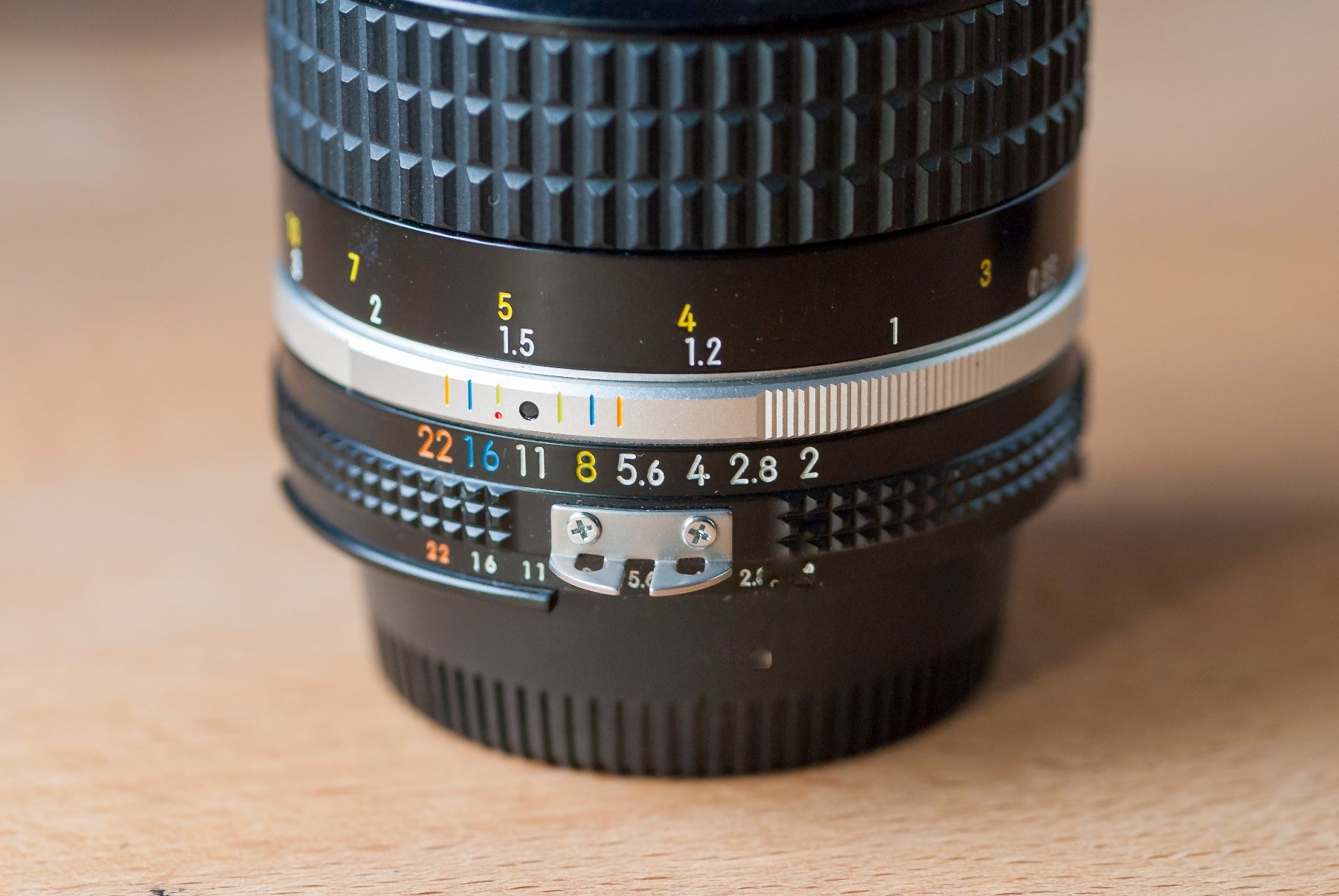 Nikkor Obiettivi: Nikkor 85mm F2 Ai – Usato da Champagne venduto da taillecrayon1110 1