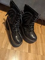 Lack Lack Stiefel Gr.38 mit Fledermaus Flügel Goth style