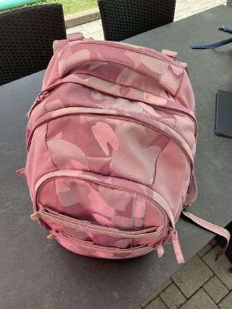 Schulrucksack pink Tarnmuster Marke Satch, guter Zustand