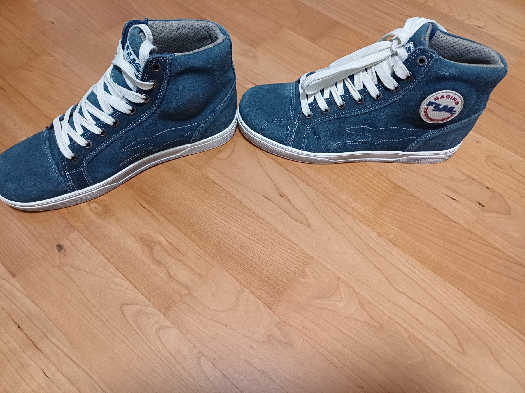 FLM Scarpe da uomo: FLM City Schuh 1.0 Blau Grösse 40 – Usato da Kägiswil venduto da lia_7k55 1