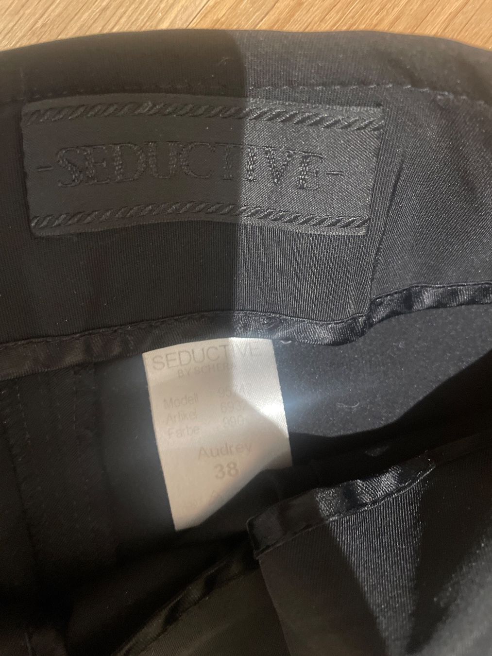 Pantaloni: Hose Seductive 38 – Usato da Zürich venduto da iva_7658