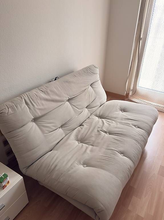Divani: Schlafsofa mit Holzgestell  Beige – Usato da Emmen venduto da por_2x8v 1