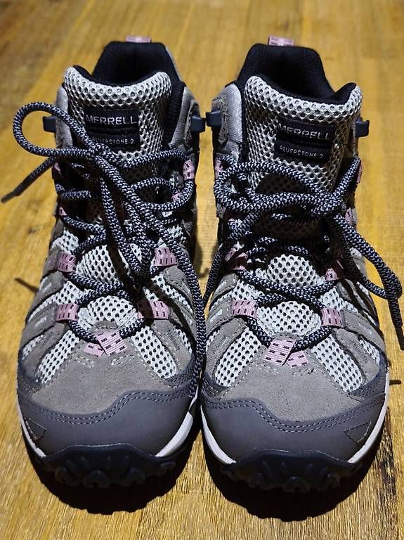 Scarpe da donna: Neuer Merrell Wanderschuh Grösse 37 – Usato da Zürich venduto da Migimi