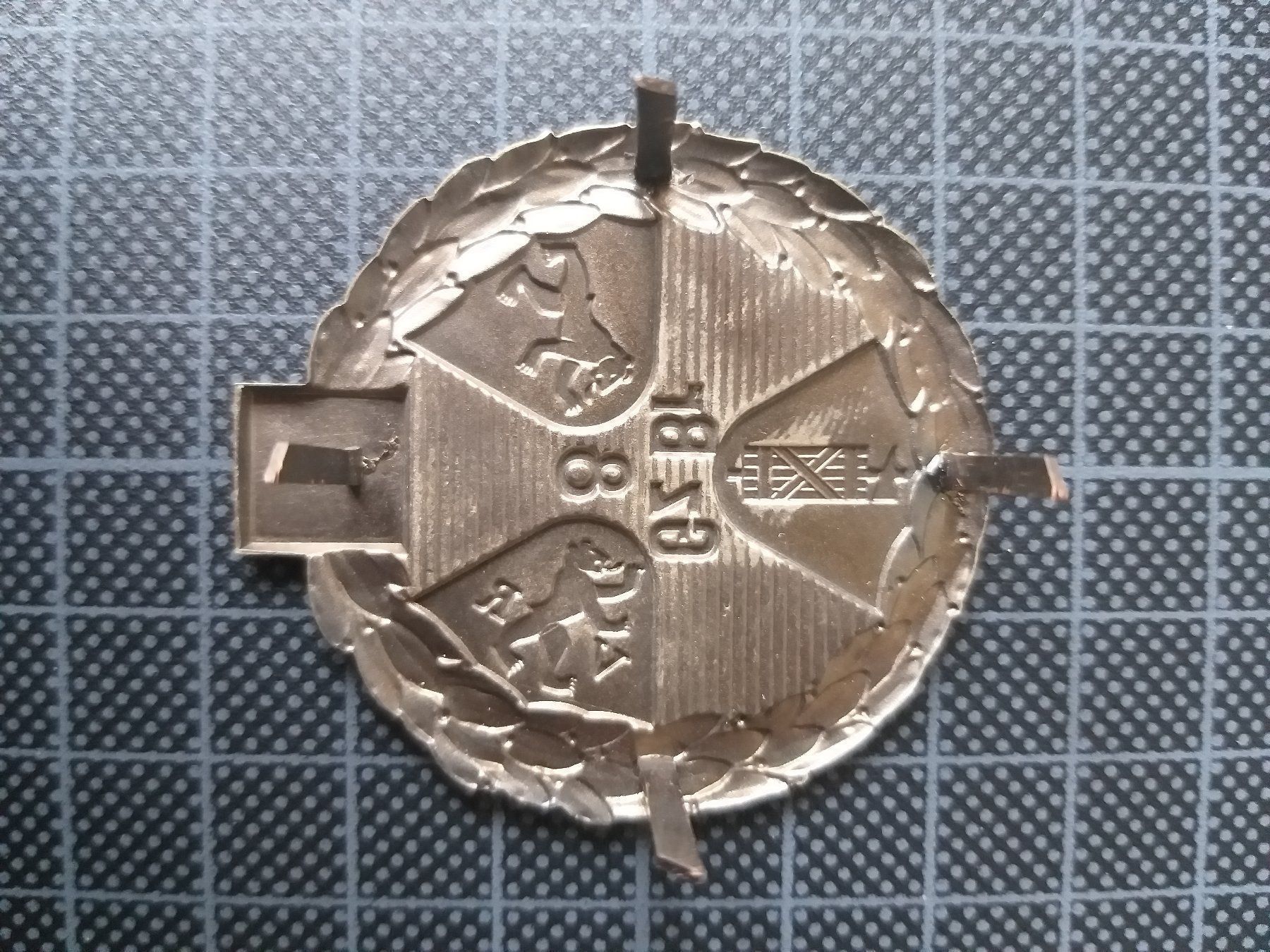Placchette & Badge: Béretemblem Grenzbrigade 8 – Nuovo (secondo la descrizione) da Bauma venduto da SwissMilitaria 1