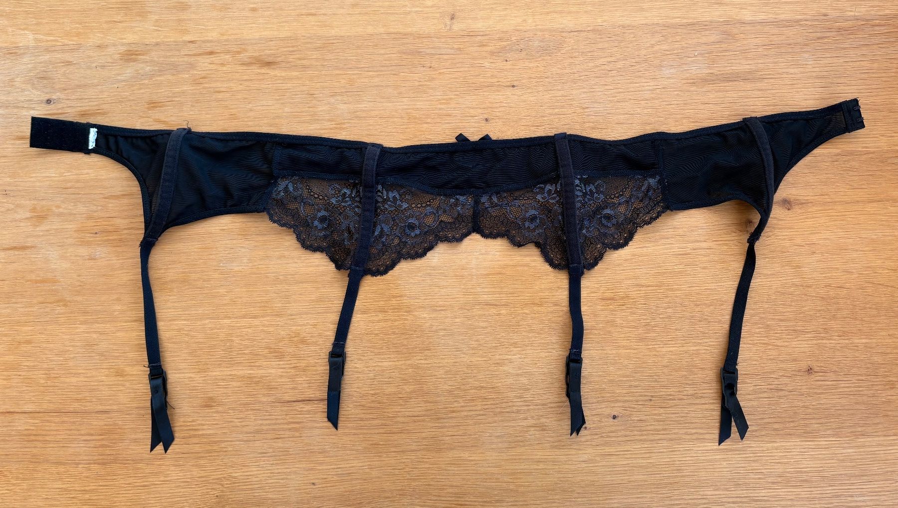 C&A Altra biancheria intima: Strumpfhalter verstellbar Spitze/Silikon/Satin,NEU – Nuovo (secondo la descrizione) da Siblingen venduto da Vany_McDougall 7