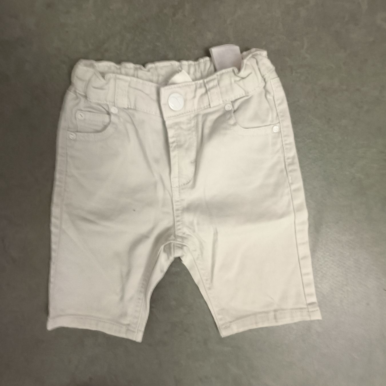 Pantaloni: Shorts Grösse 86 – Usato da Jaberg venduto da urig17.