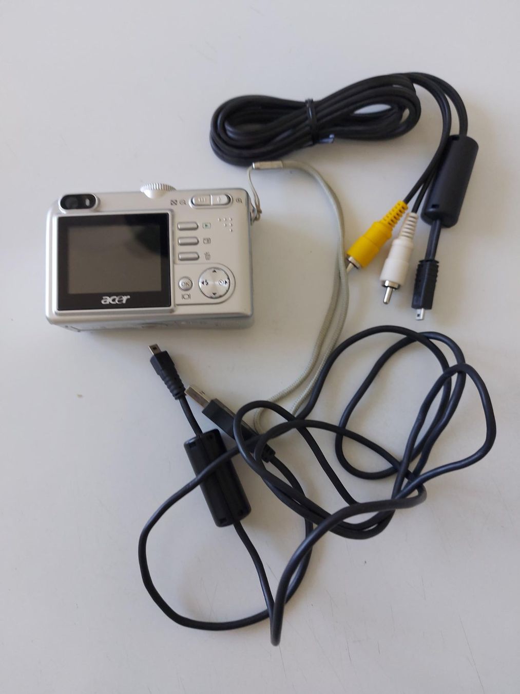 Fotocamera: Acer Digitalkamera – Usato da Rain venduto da Europool 1