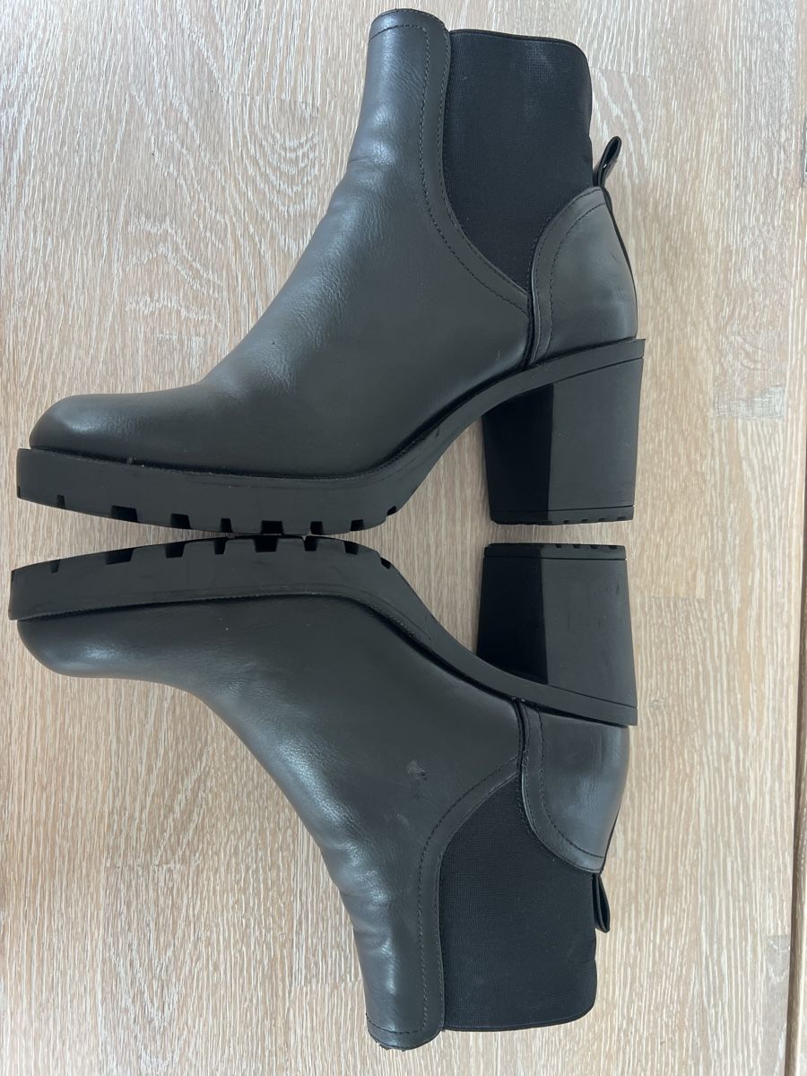 Only Scarpe da donna: ONLY Stiefelette schwarz Grösse 39 – Usato da Schenkon venduto da beetastic 3