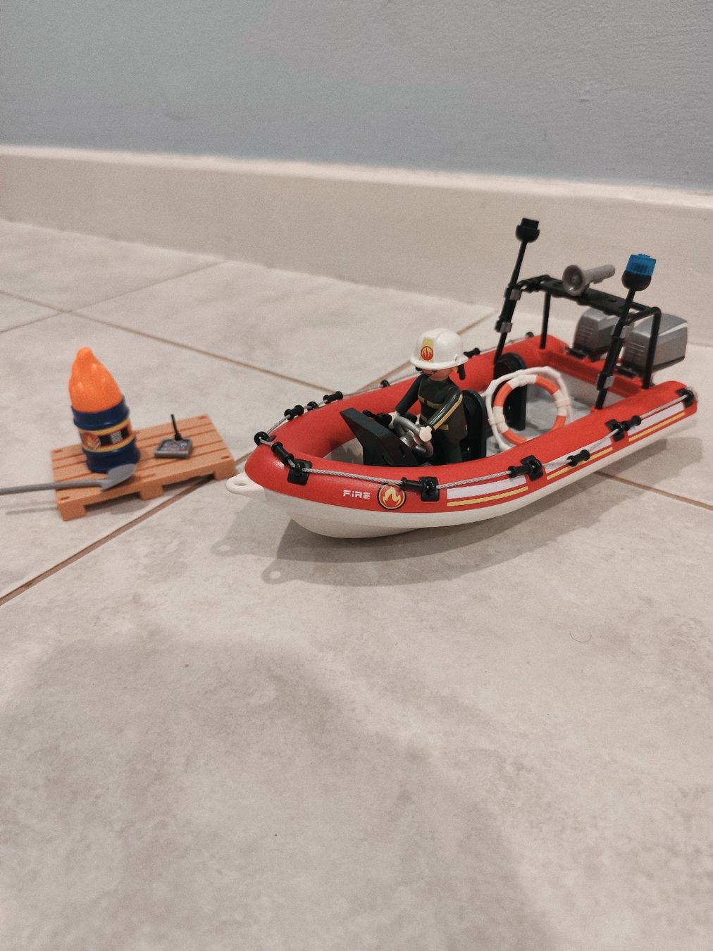 Playmobil Giocattoli: Playmobil Feuerwehrboot  – Usato da Hittnau venduto da Britta06 1