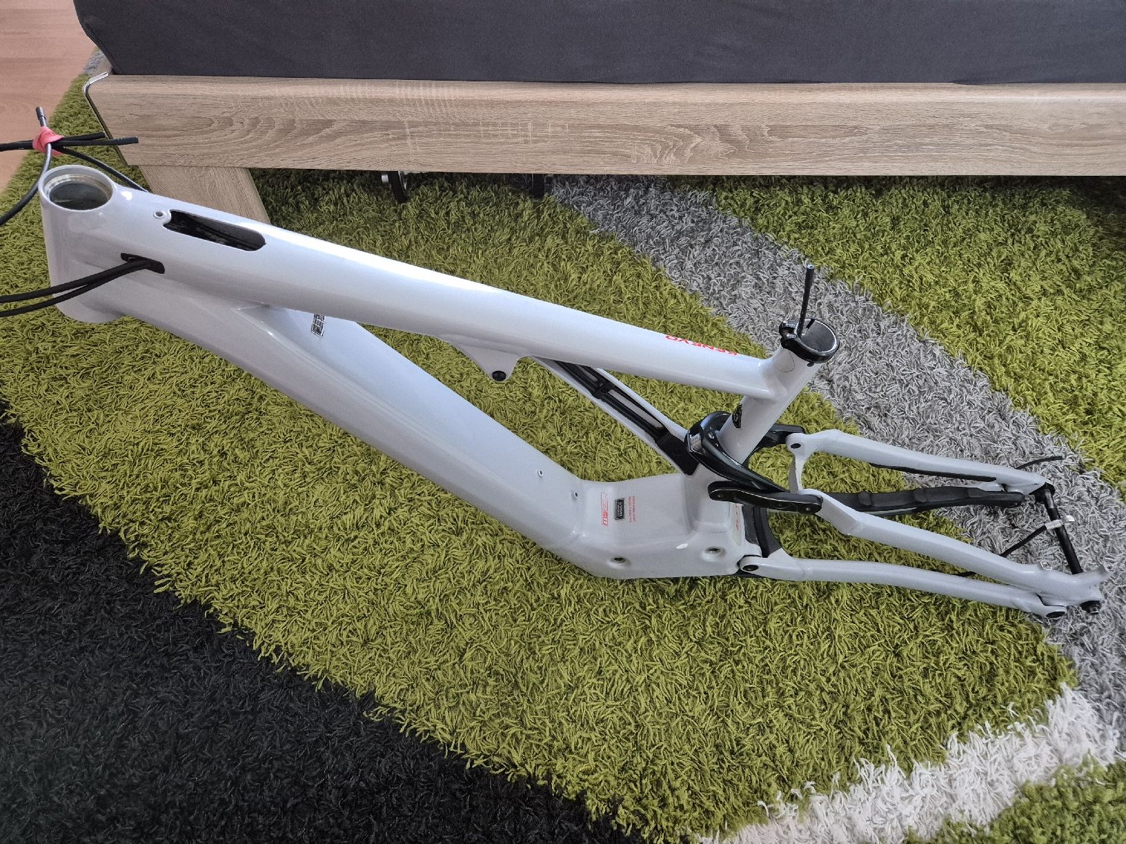 Specialized Ersatzteile: Velo Rahmen von Specialized – Gebraucht aus Wittenbach von tsc_5tyv 4