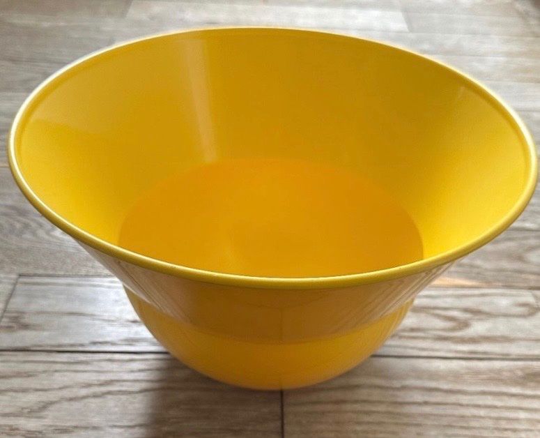 Bodum Ciotole: Vintage Bodumschüssel mit Tablett, Eidottergelb – Usato da Luzern venduto da Mamutpe 5