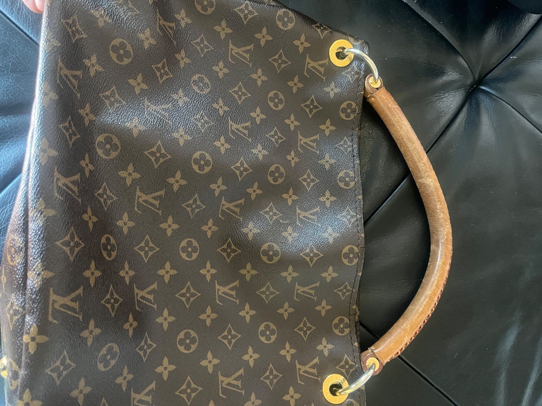 Louis Vuitton Sacs femmes: Louis Vuitton Monogramm Artsy – D'occasion à Ebikon par loy_wjg6 7