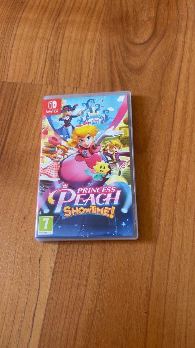 Nintendo Jeux: Jeu Nintendo Switch Princess Peach Showtime – D'occasion à Vich par yva_pgr7