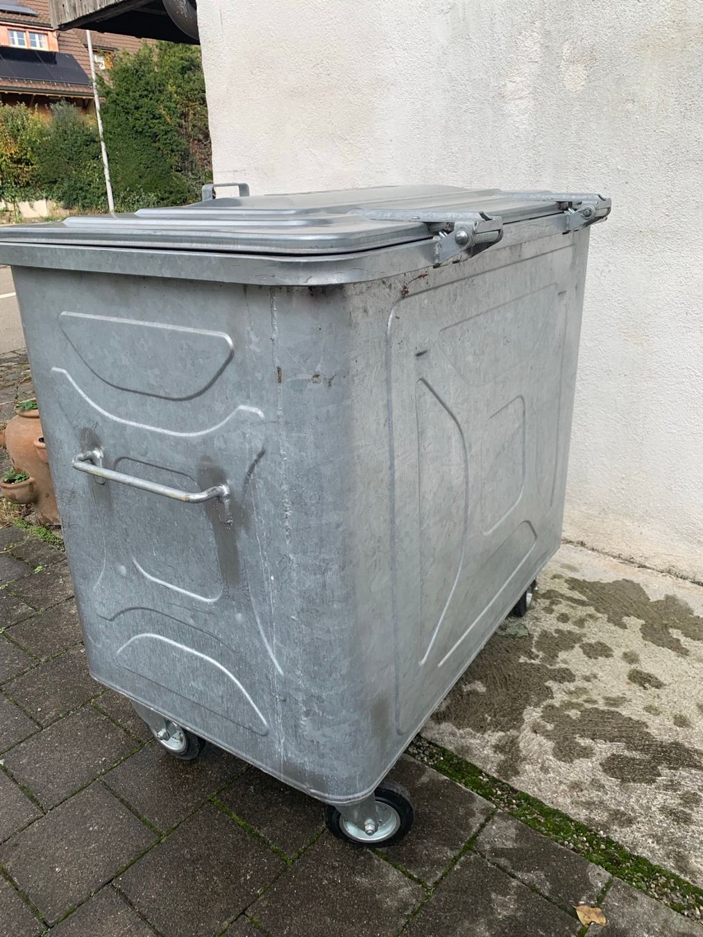 Altro per Ufficio & Commercio: Schöner, Ochsner Container Abfallcontainer 800 Liter – Usato da Wallisellen venduto da zappenduster 4