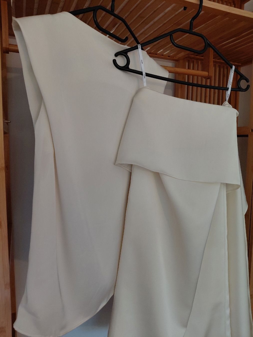 Vestiti: Brautkleid – Usato da Turbenthal venduto da apr_h7z2 6