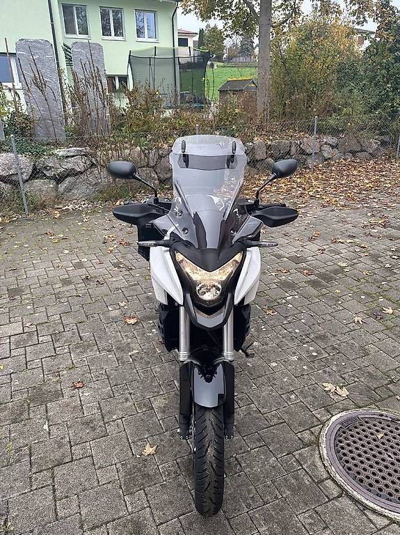 Touring: Honda VFR 1200 Crosstourer – D'occasion à Wallenwil par Stevenwild1997 3