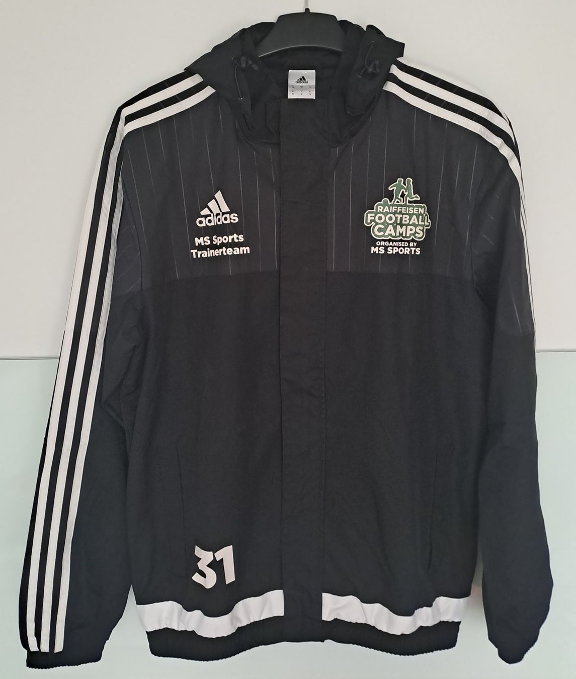 Adidas Giacche: Fussballjacke Adidas Herren Grösse M – Usato da Feuerthalen venduto da kigo87