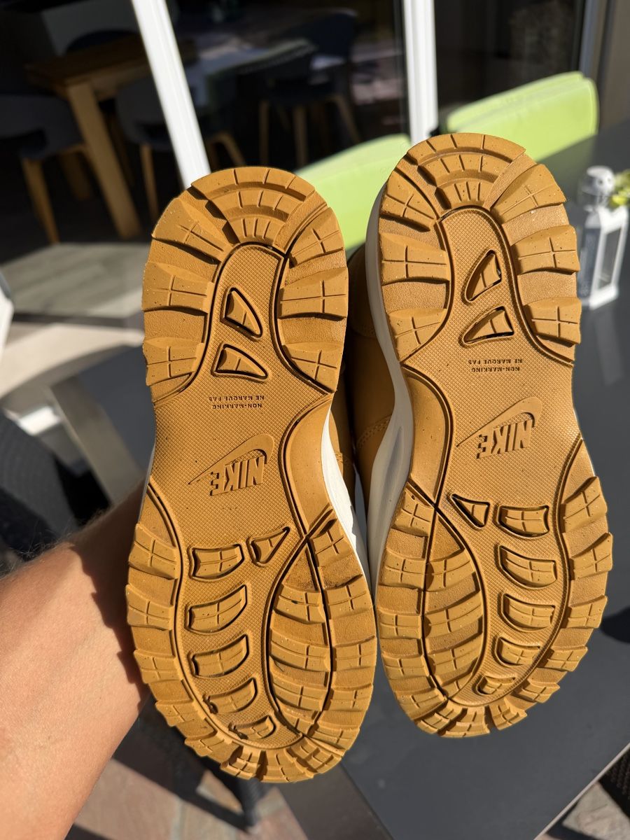 Nike Herrenschuhe: Bottes Nike Manoa couleur camel taille 40 – Gebraucht aus Morrens VD von Stanislas0 3