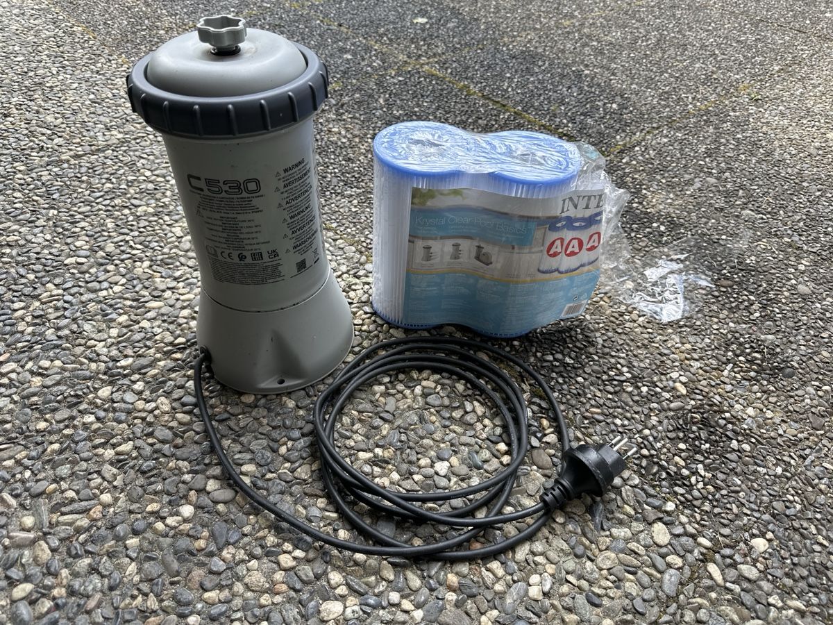 Intex Accessori per Piscine: Filterpumpe Pool – Usato da Langenthal venduto da Horloger1