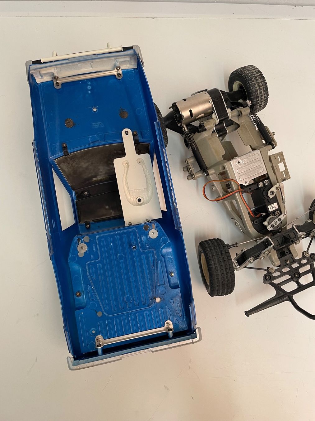 Tamiya Modellismo RC: Tamiya Subaru Brat 58038 – Difettoso da Uznach venduto da nightcrawler 9