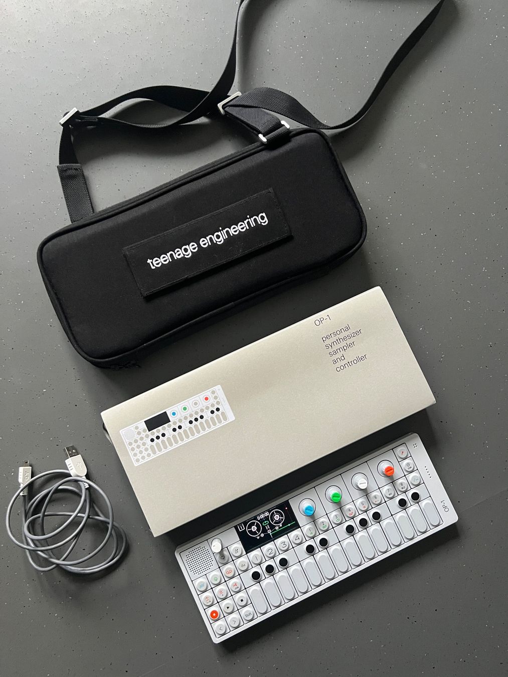 Teenage Engineering Musikinstrumente: Teenage Engineering OP-1 – Gebraucht aus Zürich von yos_p7zm 4