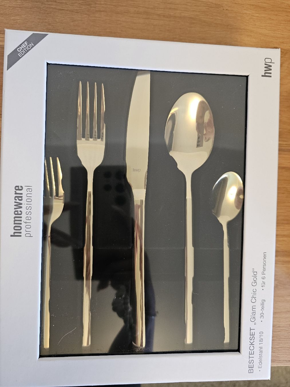 Set di posate: Goldenes Besteck – Nuovo (secondo la descrizione) da Aarburg venduto da Nadineprader 3