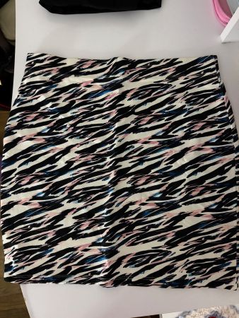 Jupe courte imprimée rayures zébrées multicolores taille S