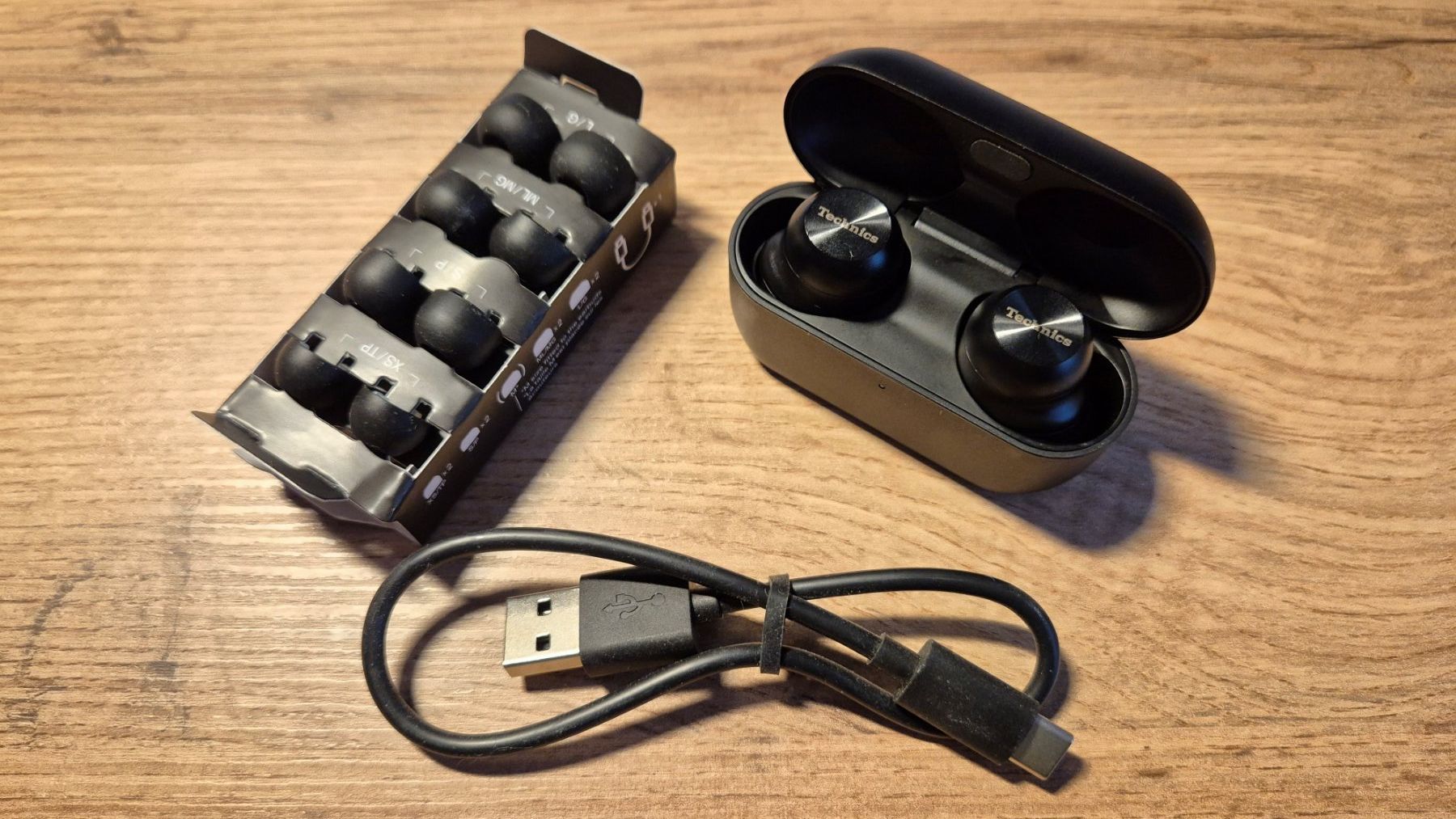 Technics Cuffie: True Wireless In-Ear-Kopfhörer AZ100 Schwarz – Nuovo e nell'imballaggio originale da Gümligen venduto da Thom77 1