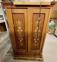 Schrank mit Bauernmalerei, Kleiderschrank 