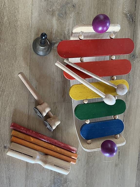 Instruments de musique: Instruments de musique  – D'occasion à St-Cierges par Gw.