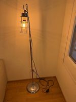 Lampe de salon, sur pied