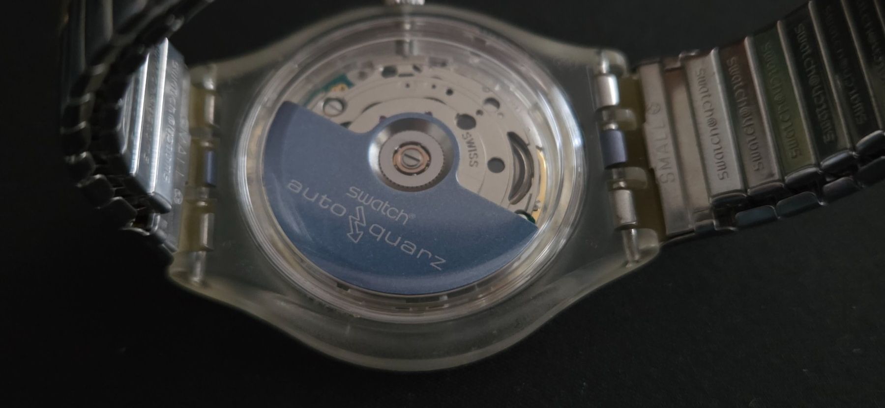 Swatch Orologi: Montre Swatch Automatic Autoquartz bleue et dorée occasion – Difettoso da Neuchâtel venduto da golden02 2