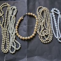 lot de colliers à perles 
