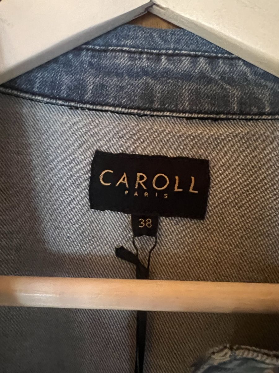 Caroll Giacche: Veste jeans neuve Caroll – Nuovo e nell'imballaggio originale da Lugnorre venduto da cla_j6bq 1