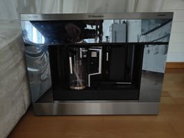 Einbau-Kaffeevollautomat Electrolux Edelstahl silber