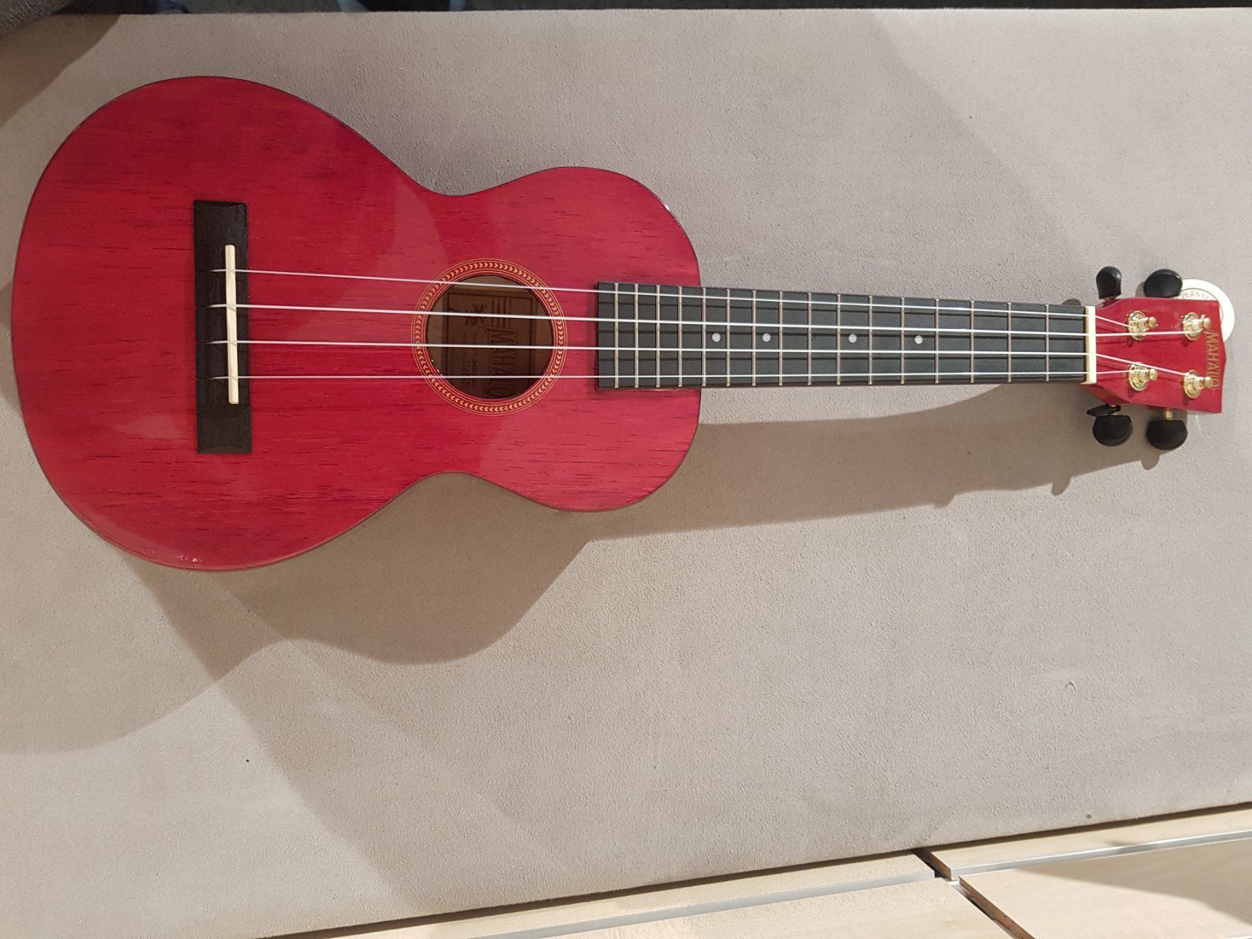 Strumenti musicali: Ukulele Konzert – Nuovo e nell'imballaggio originale da Worb venduto da musikhaus-hirsiger