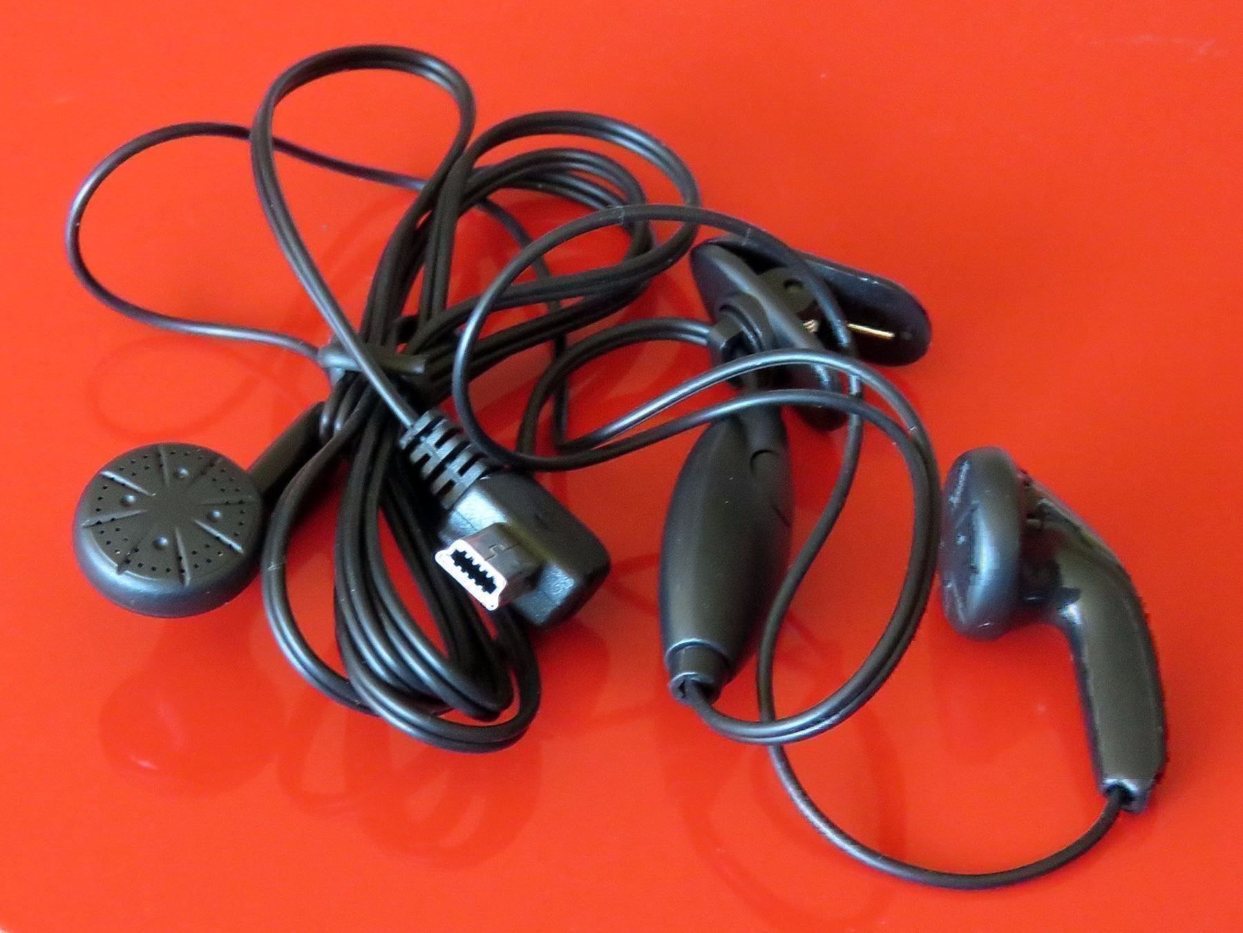 Cuffie: SWISSVOICE MP03 Stereo Headset – Nuovo (secondo la descrizione) da Untersiggenthal venduto da Zarkok