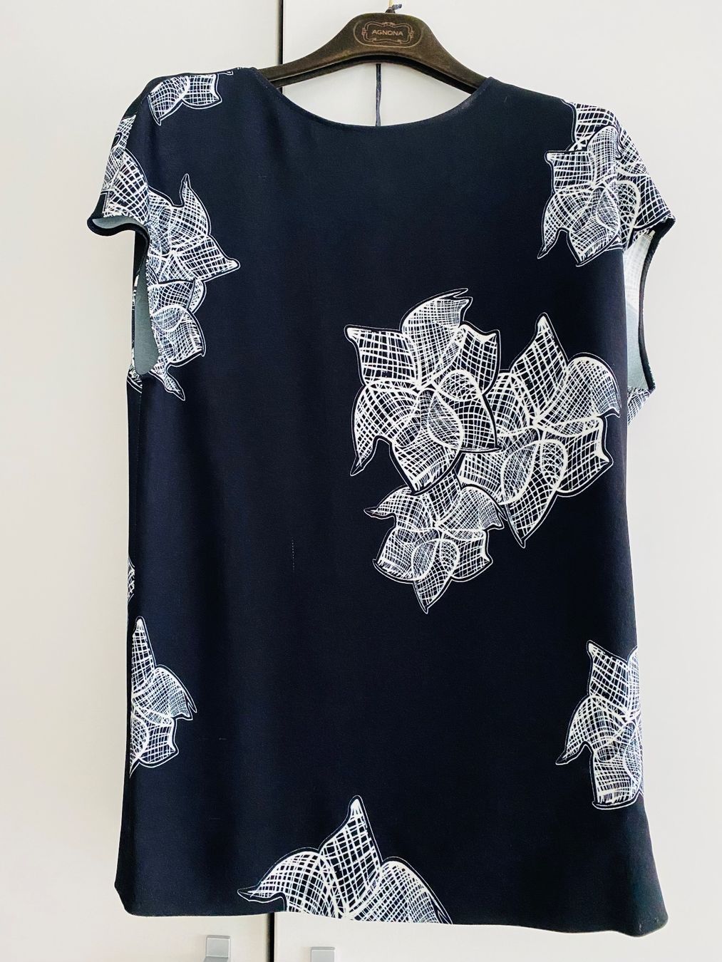 Agnona Tops: Agnona - S‪ – Defekt aus Ponte Tresa von La_Vie_En_Rose
