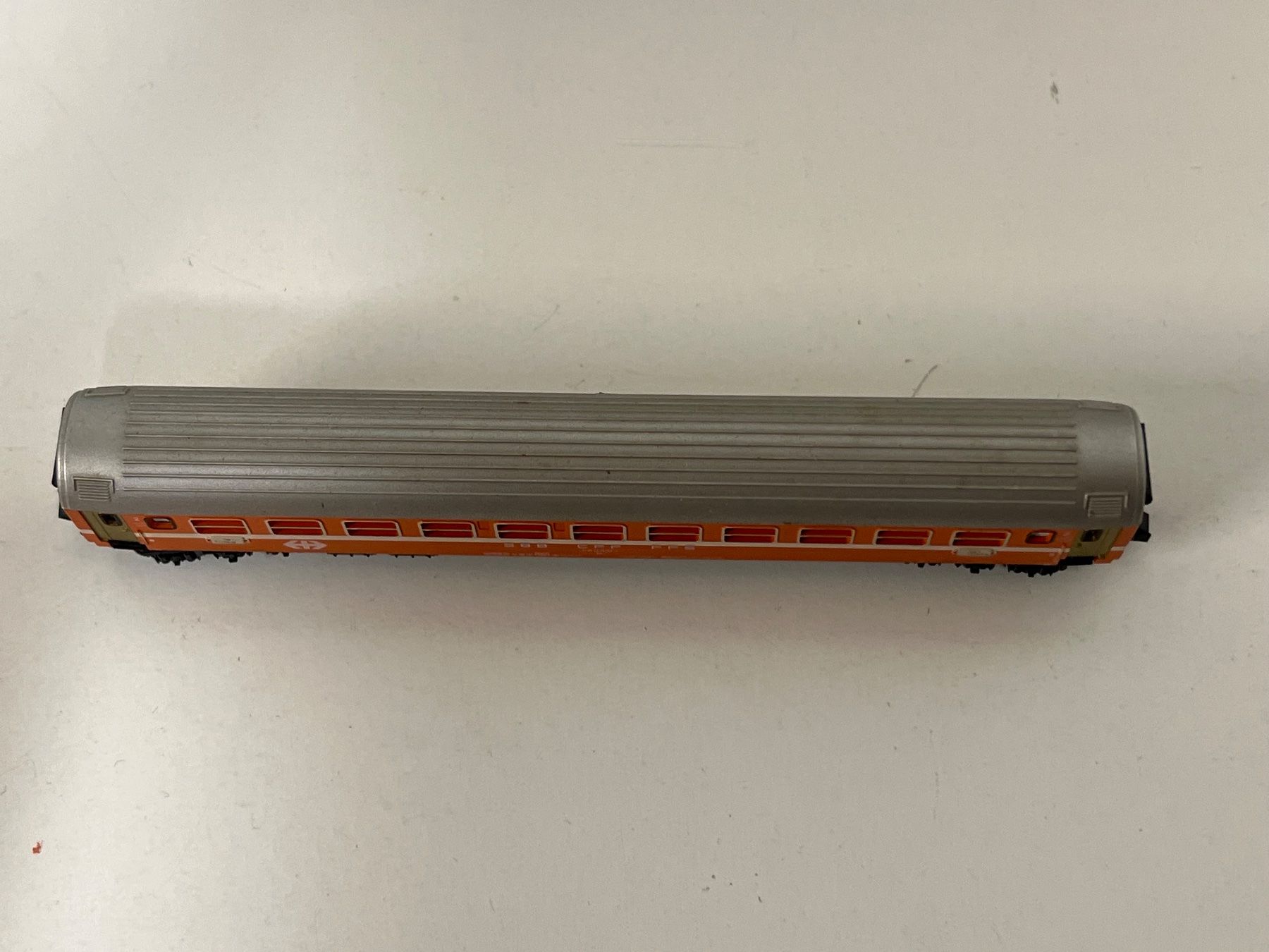 Trix Modellini di ferrovie: Minitrix  SBB CFF FFS Orange 2.Kl. SPUR N – Usato da Neuenhof venduto da ludovicco 5