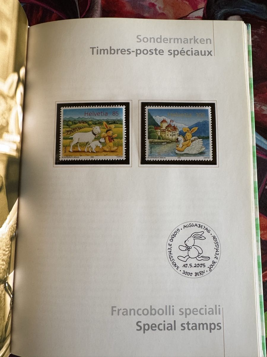 Alben: Schweizer Briefmarken Jahrbuch 2005 komplett postfrisch – Gebraucht aus Leutwil von Jaxon_withXx 5