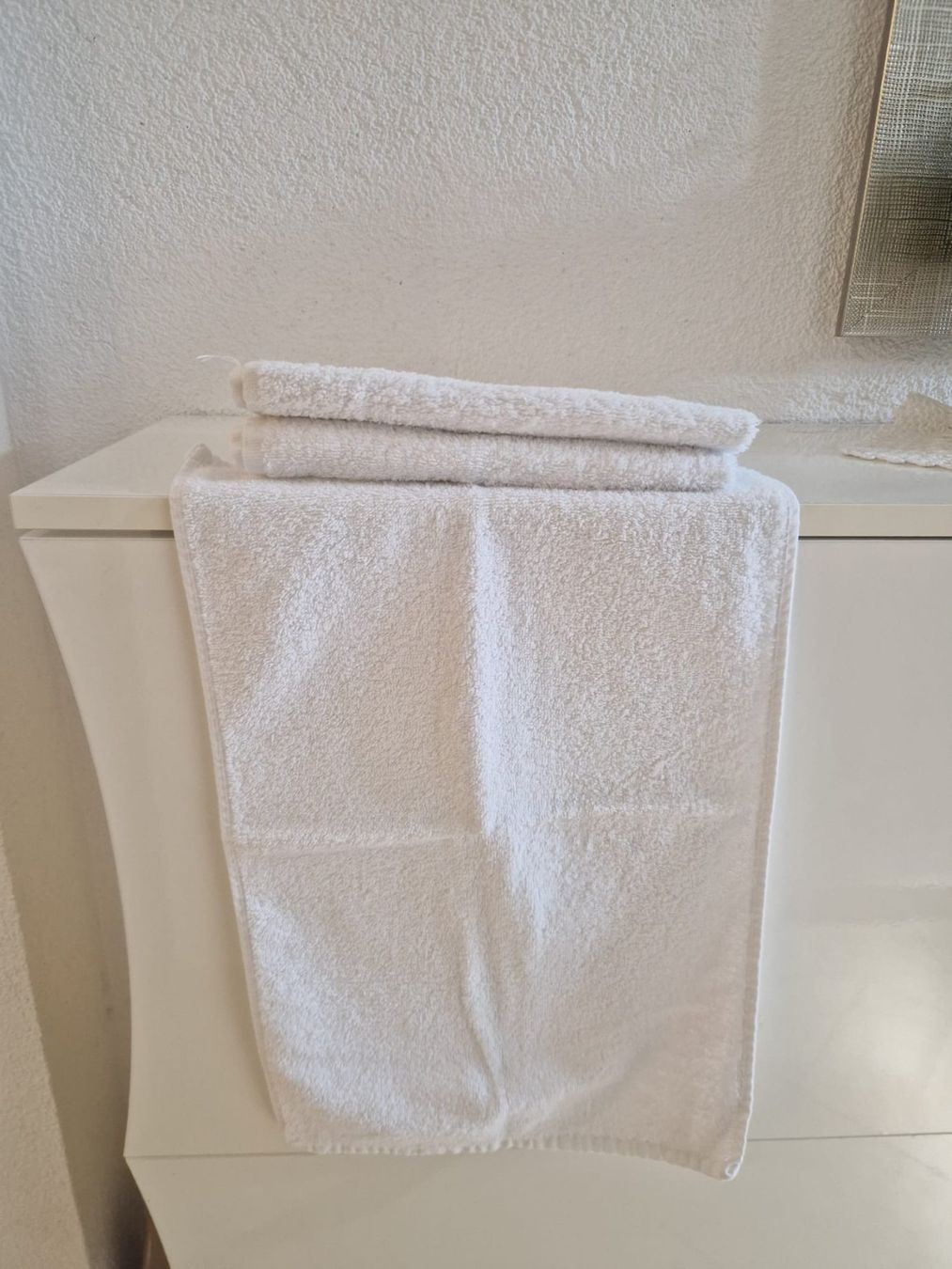 Teli da bagno: Formateks weisse Handtücher NEU – Usato da Zürich venduto da Salesmaker 2