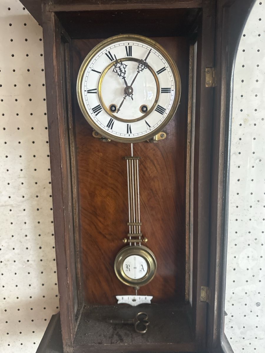 Orologi da terra & Orologi da parete: Antike Wanduhr Pendeluhr – Difettoso da Baar venduto da Hillsboro 1