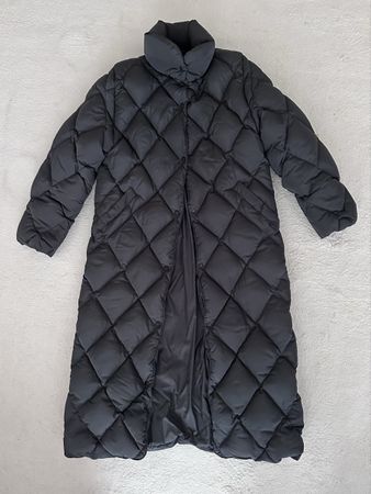 Moncler Maxi Down Coat NP 1400 CHF