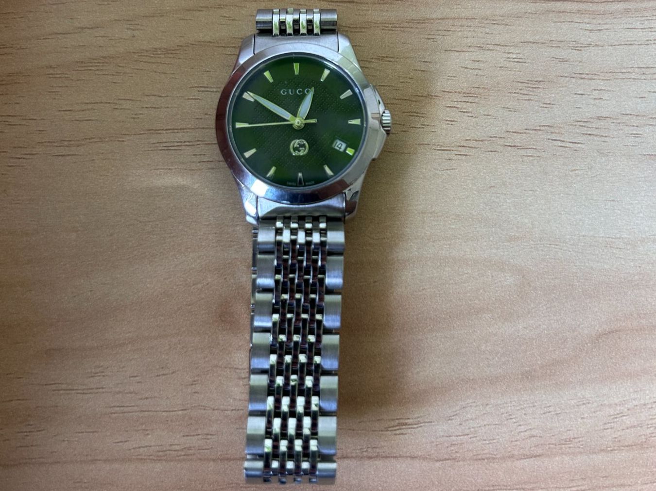 Gucci Orologi: Gucci Green Dial Women Watch – Nuovo (secondo la descrizione) da Schlieren venduto da dev_fg59 1