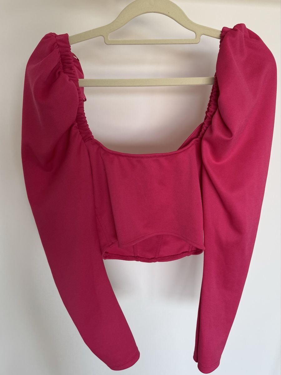 Zara Top: Zara Crop Top Pink mit Puffärmel – Nuovo (secondo la descrizione) da Zürich venduto da di_archive 5