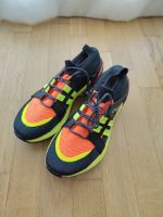 UYN Laufschuhe Herren Grösse 44 neuwertig