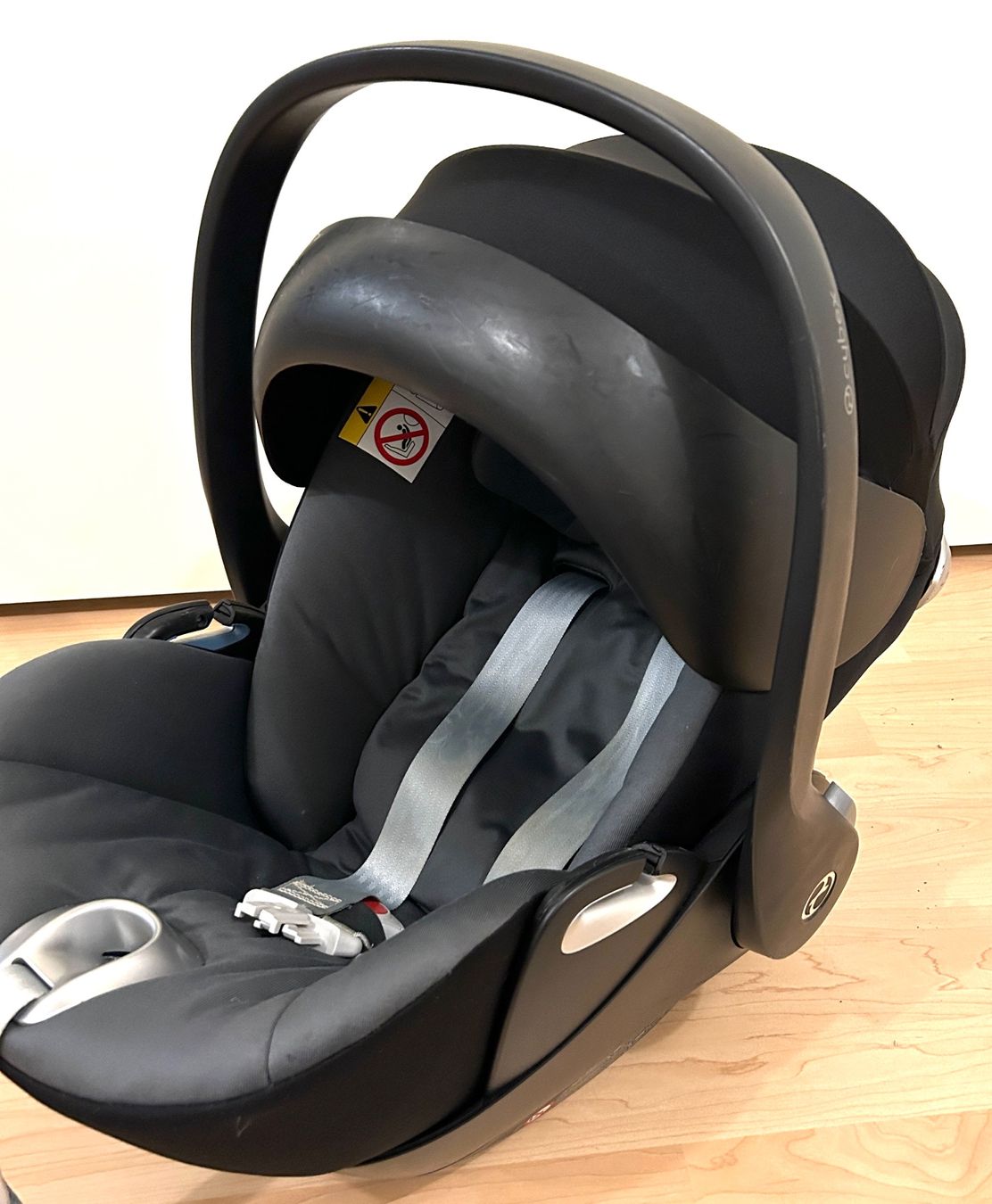 Cybex Seggiolini per auto: Babyschale Cybex Cloud Q inkl. Base Q Fix – Usato da Lachen SZ venduto da Tuco23 7