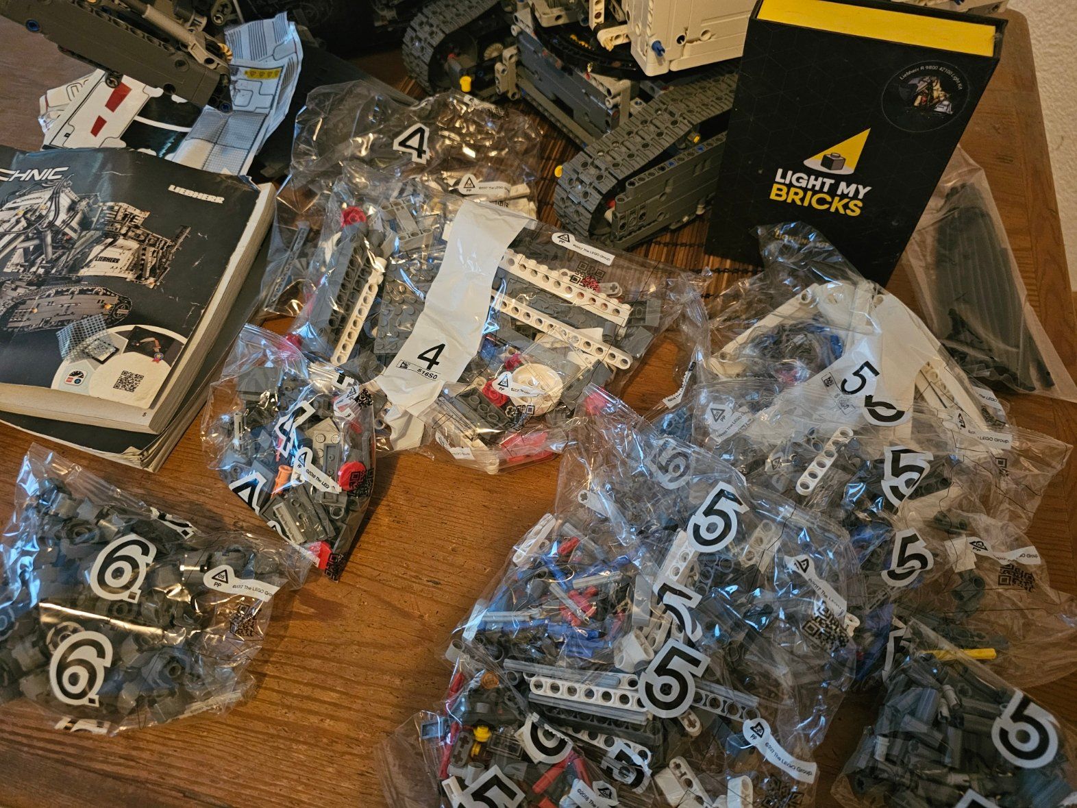 Liebherr Bagger: LEGO LIEBHERR R9800 Excavator – Gebraucht aus Neuenhof von SchmiSchma88 2