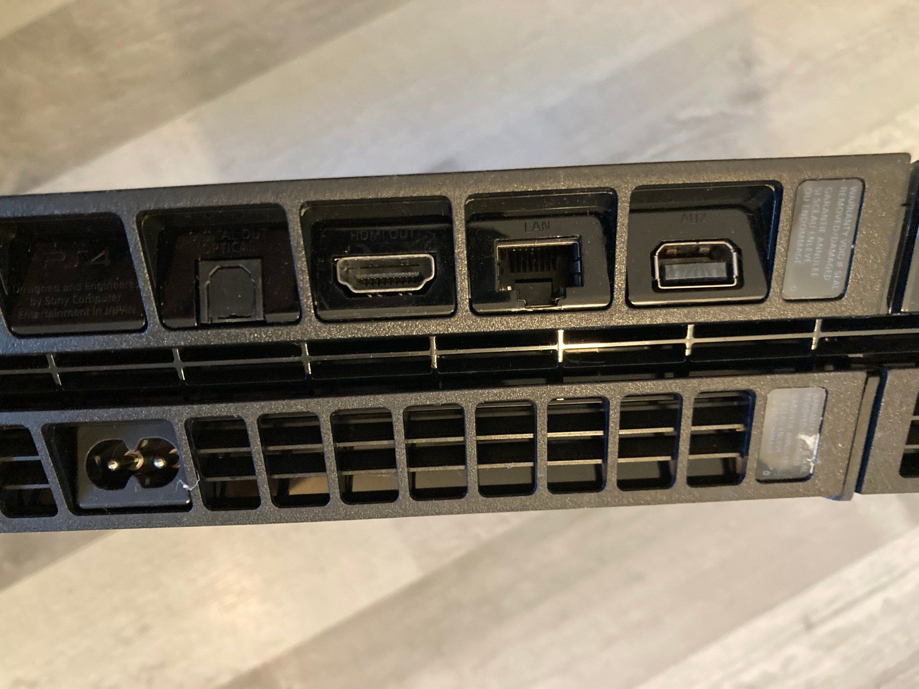Sony Console: Playstation 4 – Usato da Winterthur venduto da medardus01 1